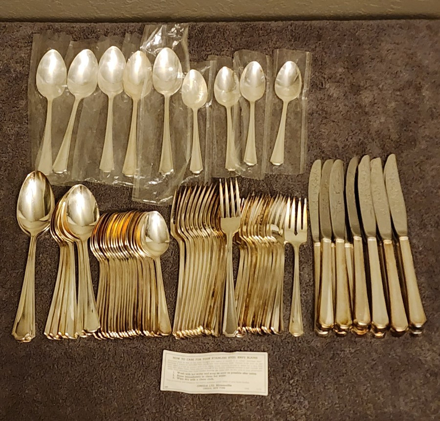 Vintage Wm A Rogers Oneida Clairhill Silverplate Flatware 75 Pc Service for 12