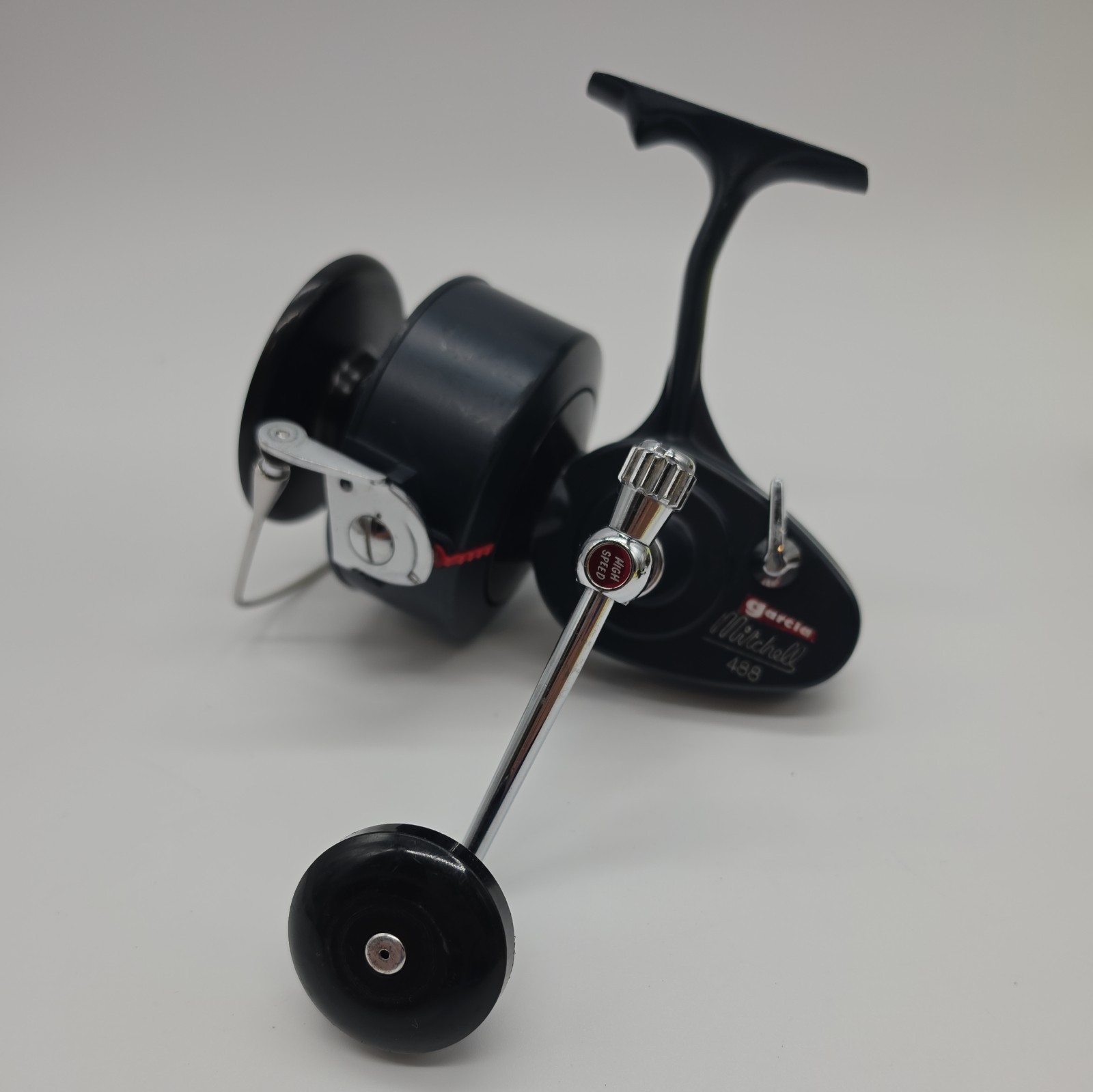 MITCHELL GARCIA 488  VINTAGE SALT WATER SPINNING REEL HIGH SPEED