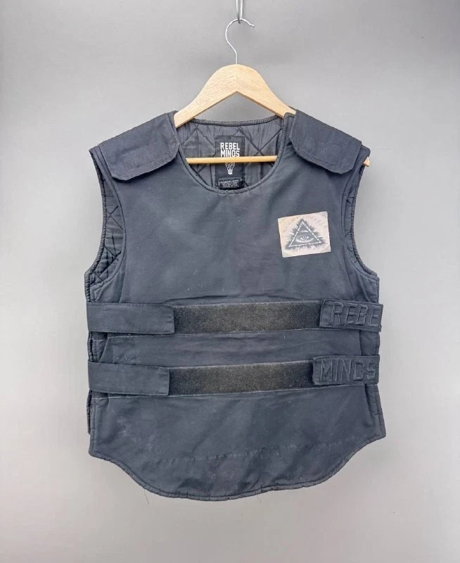 Rebel Minds Mens Black Tactical Vest Size L W/ Custom Logo Rebel Minds Mens Black Tactical Vest Size L W/ Custom Logo