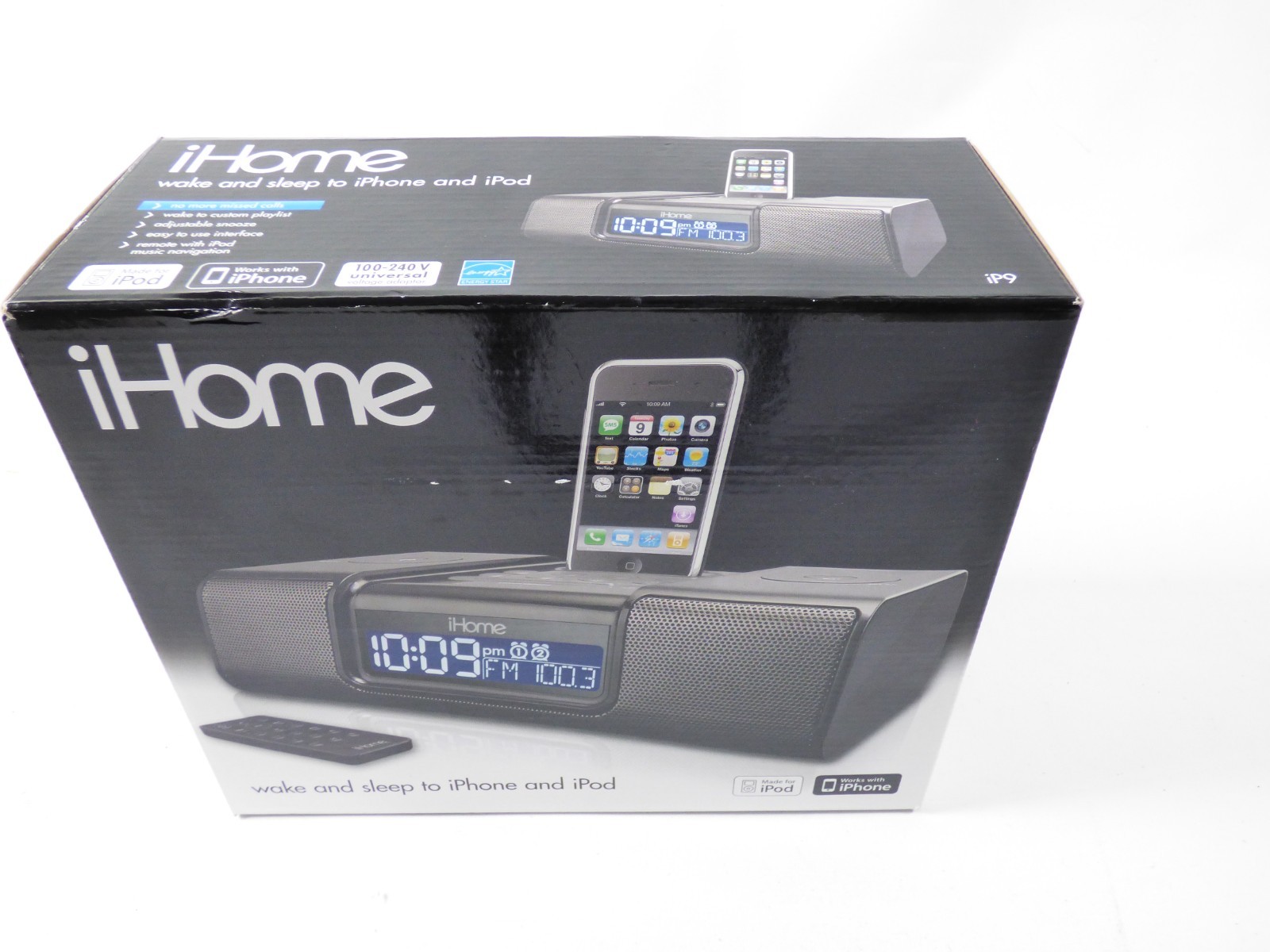 iHome Ip9 Speaker Dock With Clock Radio for iPod and iPhone ORIGINAL OWNER