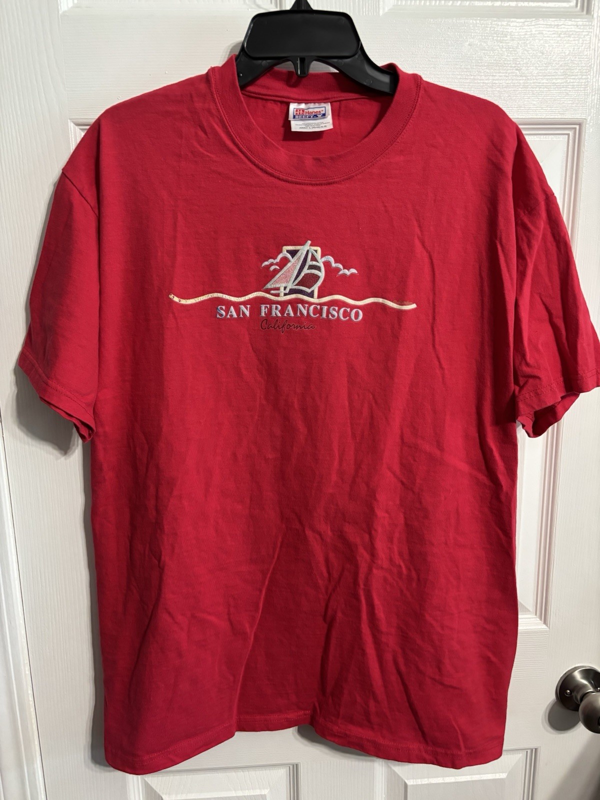 Vintage San Francisco California T-Shirt Sailboat Red Tee Adult Large (42-44) Vintage San Francisco California T-Shirt Sailboat Red Tee Adult Large (42-44)