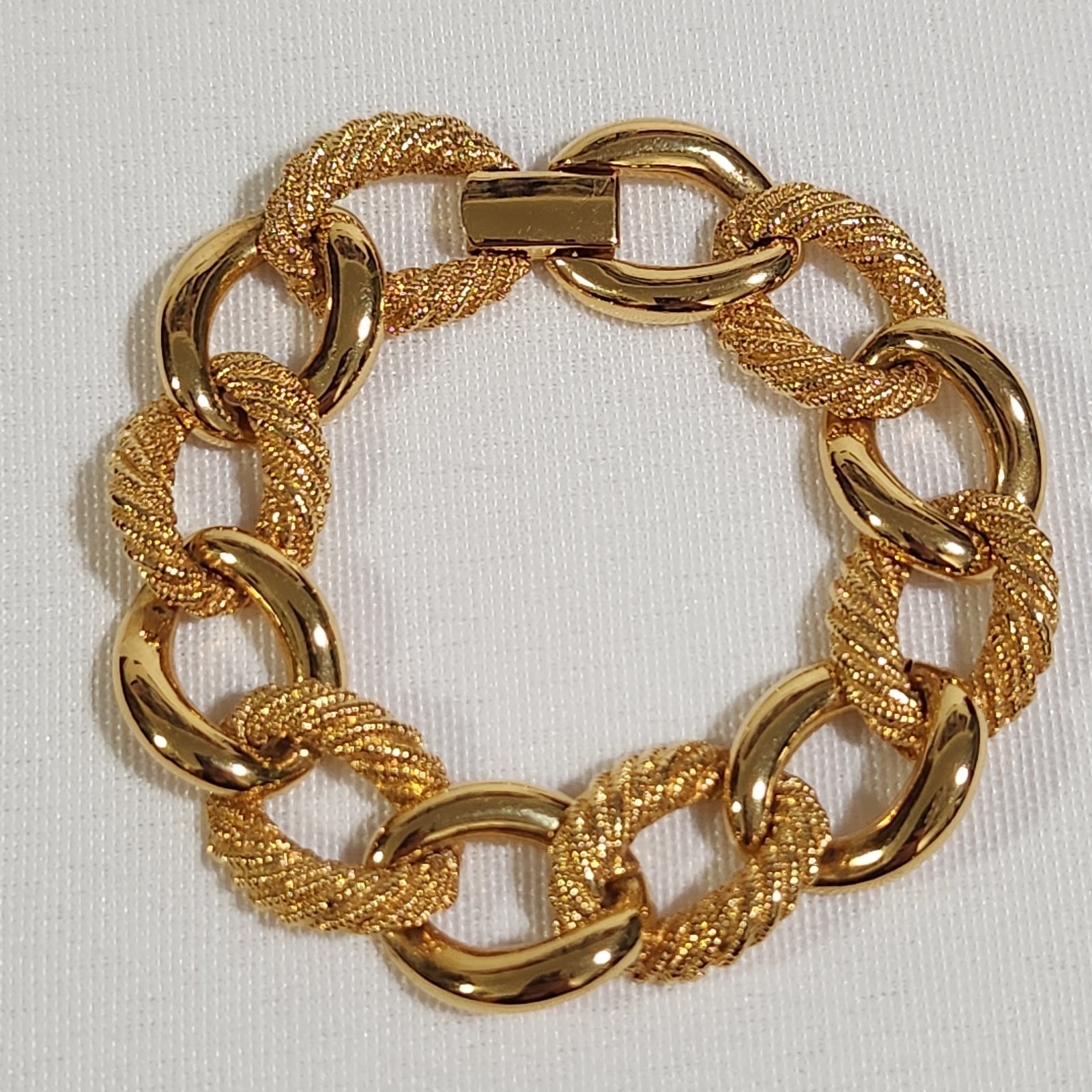 Vintage Napier Gold Tone Bracelet 7\