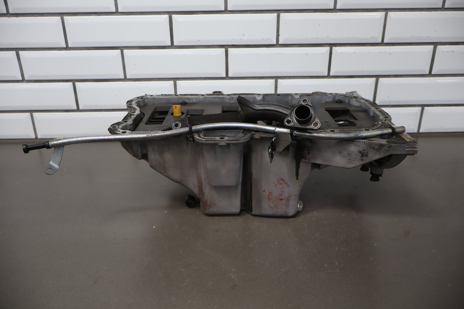 2011-2018 Porsche Cayenne 958 3.6L Oil Pan OEM
