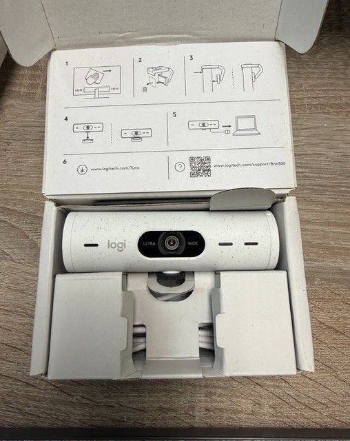 Logitech Brio 500 Full HD 1080p webcam with light correction and auto-framing Logitech Brio 500 Full HD 1080p webcam with light correction and auto-framing