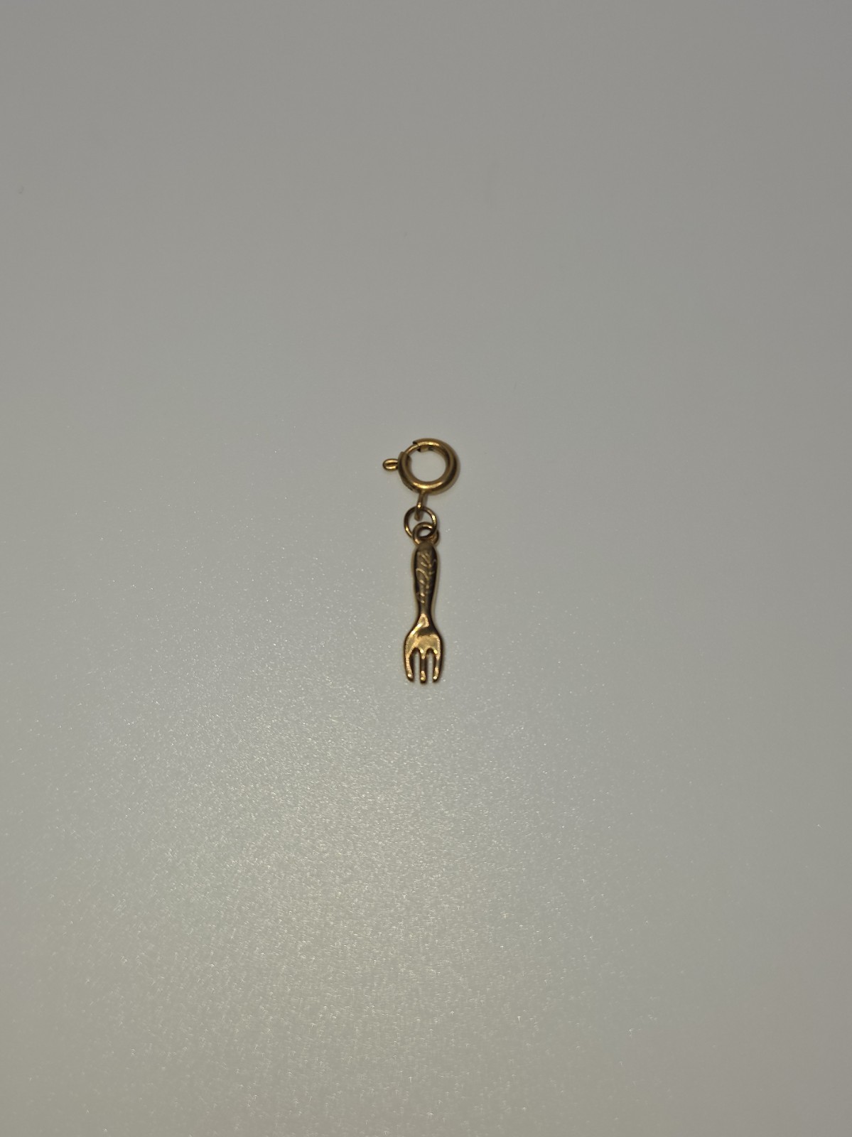 18k Gold Fork PVD Charm