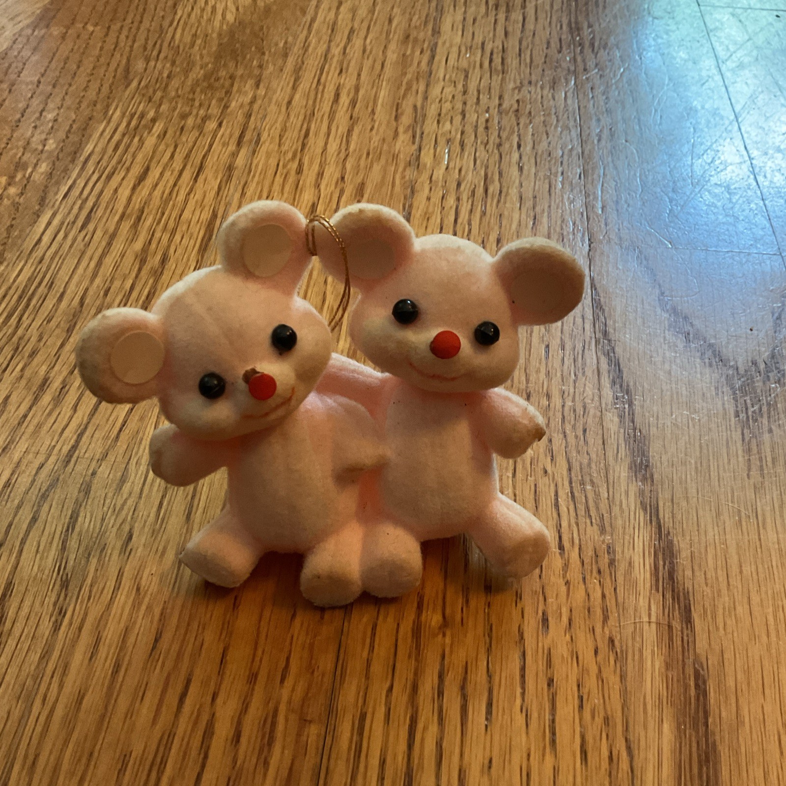 Vintage Pink Flocked Mouse Felt Ornaments Vintage Pink Flocked Mouse Felt Ornaments