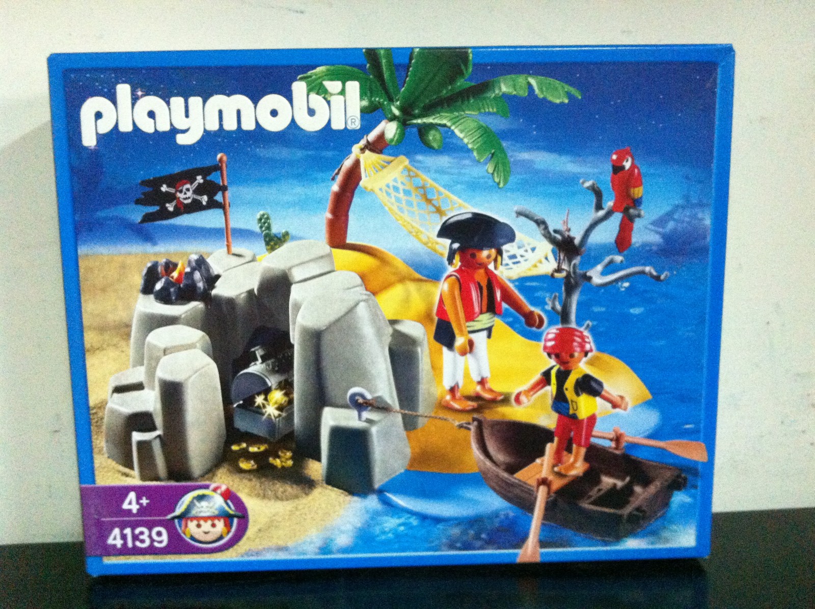 Playmobil Pirates 4139 ISLAND w/Boat TREASURE MIB, 2007
