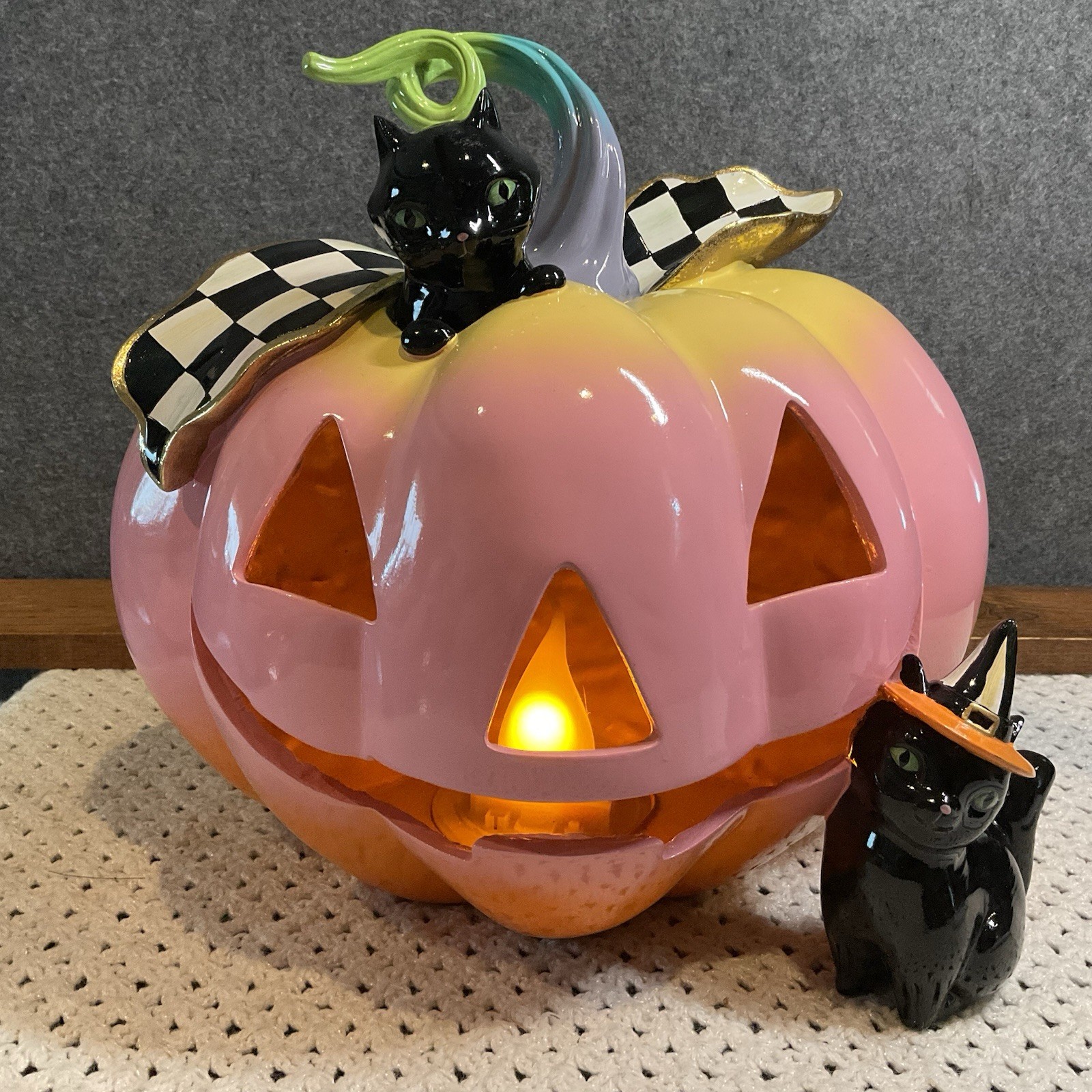 Mackenzie-Childs Trick or Treat Illuminated Jack O’ Lantern Halloween Pink Rare