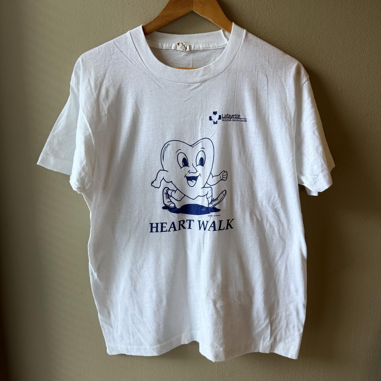 Vintage 1987 Heart Walk Screen Stars Graphic T-Shirt XL Made in USA Vintage 1987 Heart Walk Screen Stars Graphic T-Shirt XL Made in USA