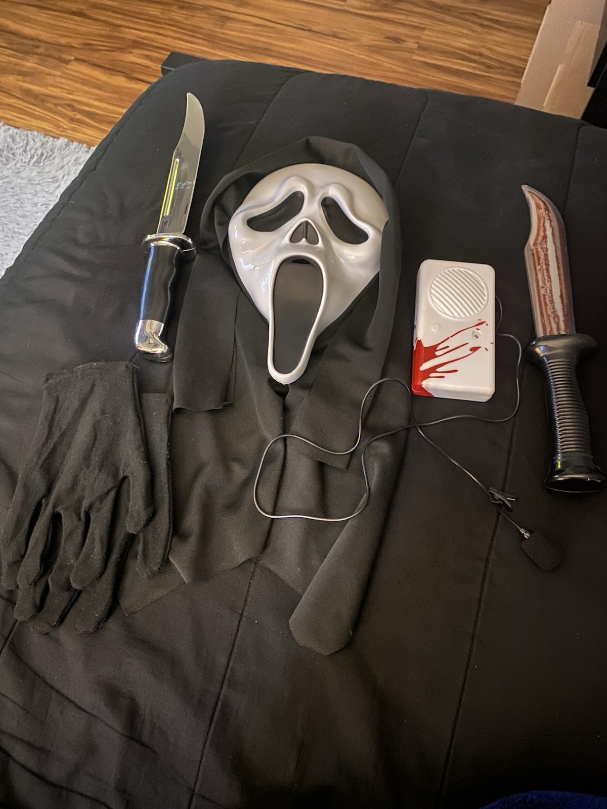 Ghostface Slayer Kit And Bloody Knife Ghostface Slayer Kit And Bloody Knife