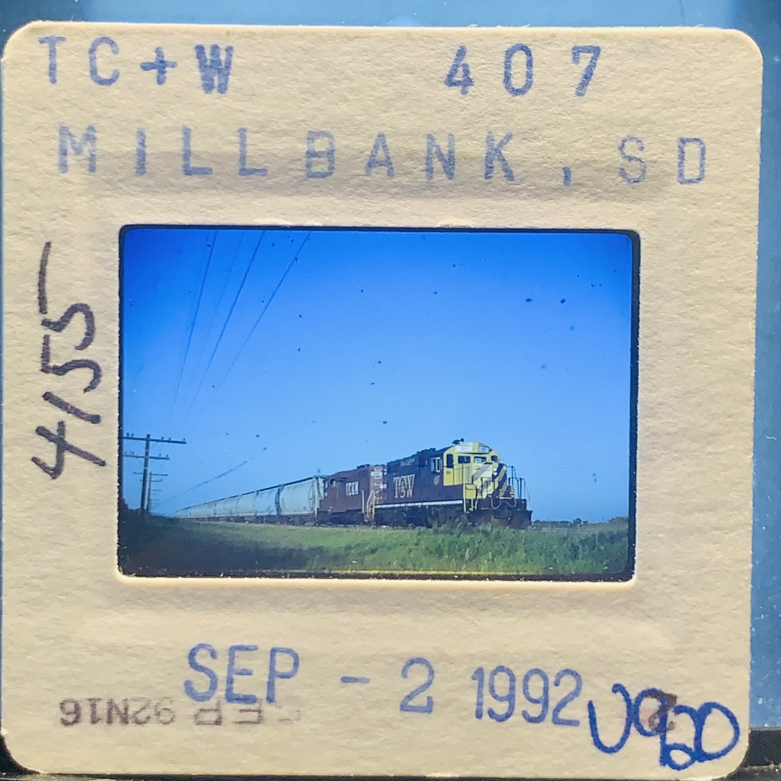 Vintage 1992 TC+W 407 Train Locomotive Millbank SD 35mm Railroad Slide