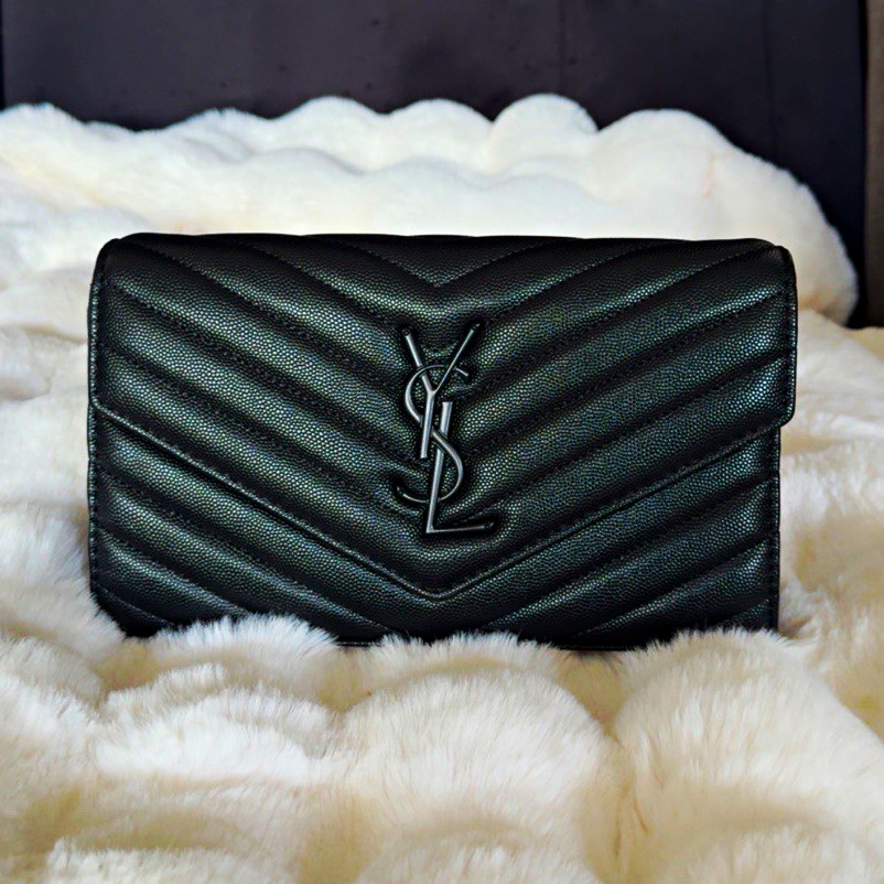 Saint Laurent YSL Black Quilted envelope style Crossbody Bag w/ Chain Strap Saint Laurent YSL Black Quilted envelope style Crossbody Bag w/ Chain Strap