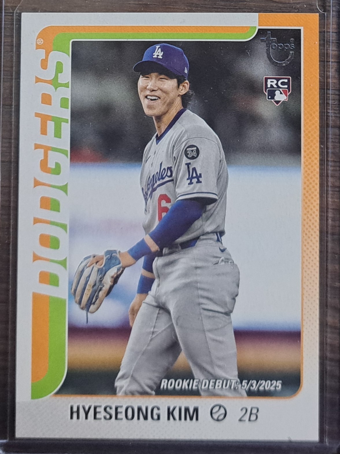 2025 Topps Update Series Rookie Debut Hyeseong Kim Vintage Stock /99 RC Dodgers 2025 Topps Update Series Rookie Debut Hyeseong Kim Vintage Stock /99 RC Dodgers