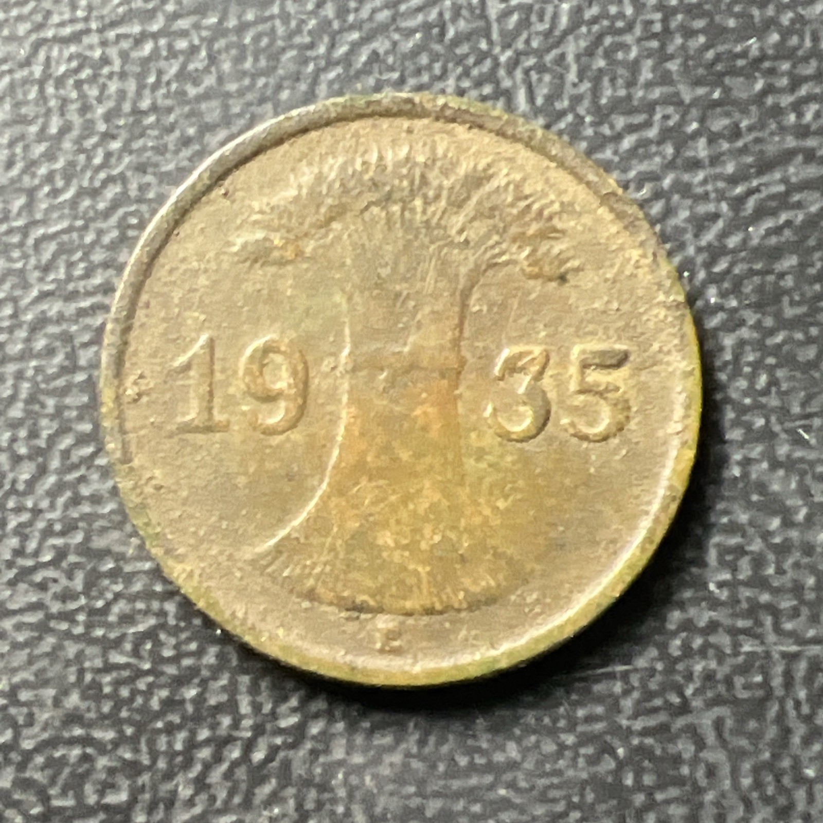 1935-E Germany 1 Pfennig UNCLEANED