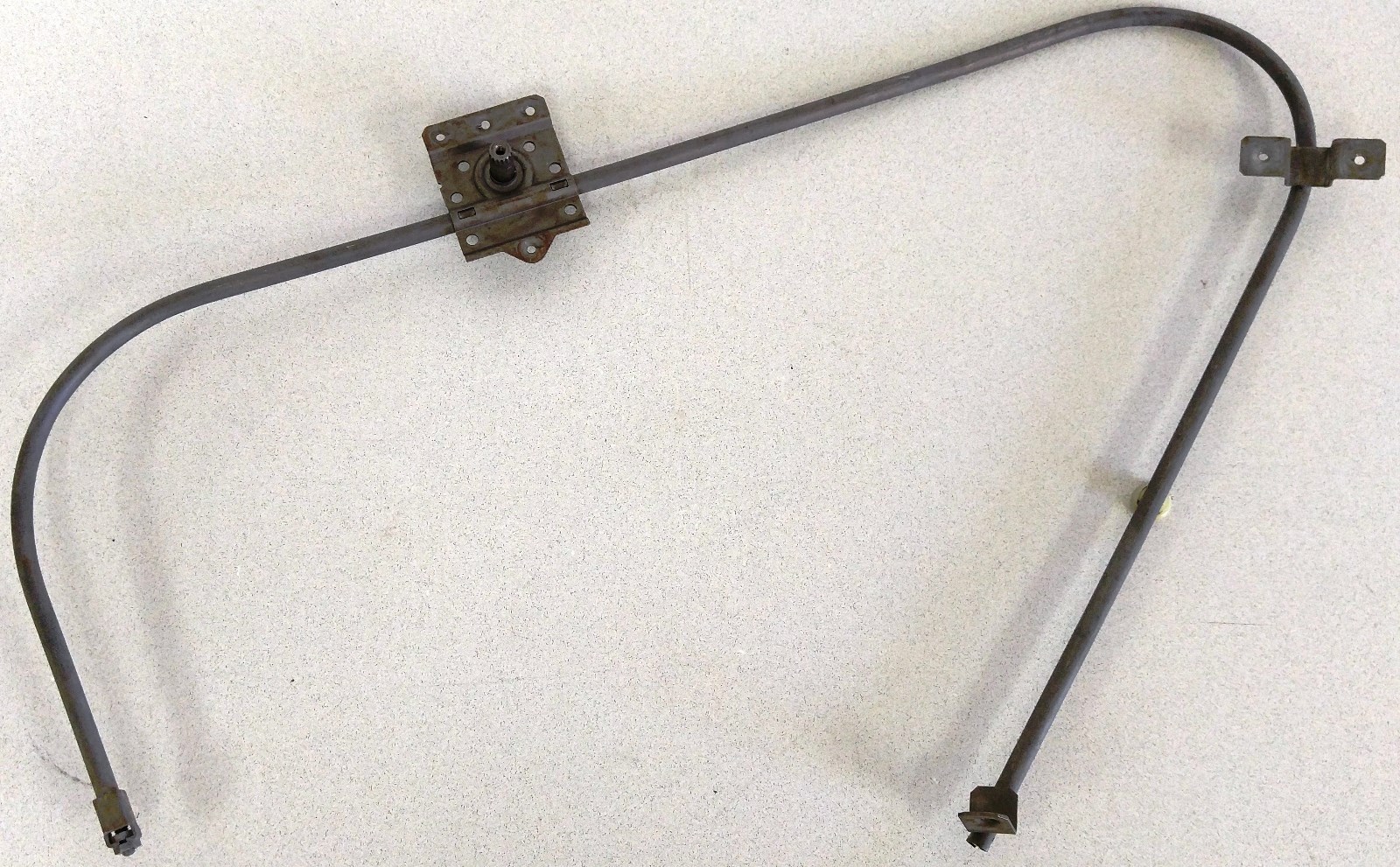 VERY NICE USED ORIGINAL PORSCHE 914 914-6 PASSENGERS DOOR WINDOW REGULATOR