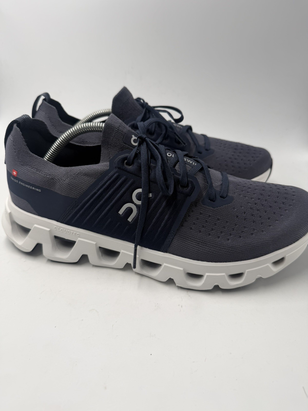On Men\'s Cloudswift 4 Sneakers