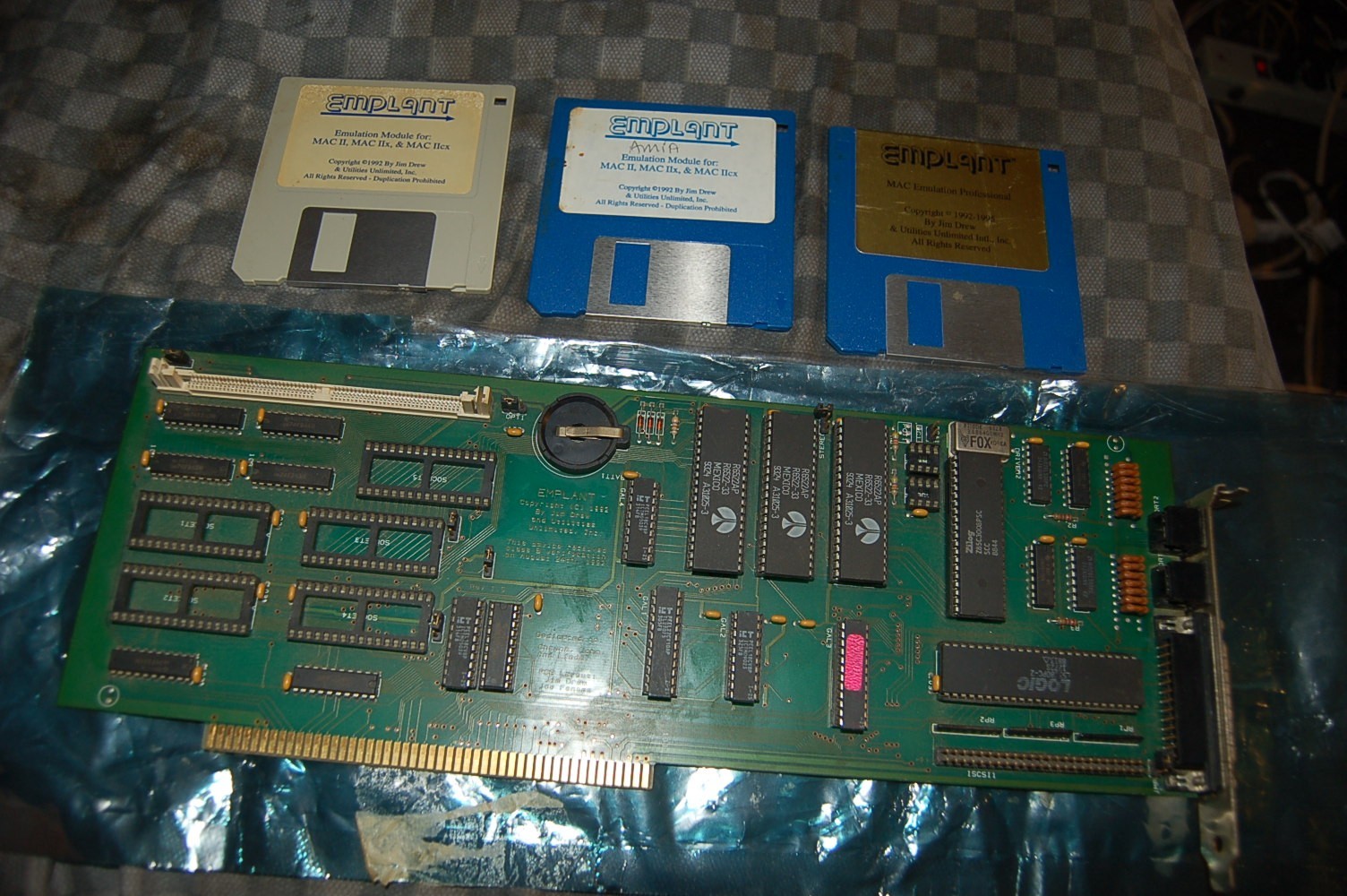 Emplant Emulation Card & Install Disks-Jim Drew & Utilities Unlimited for Amiga Emplant Emulation Card & Install Disks-Jim Drew & Utilities Unlimited for Amiga