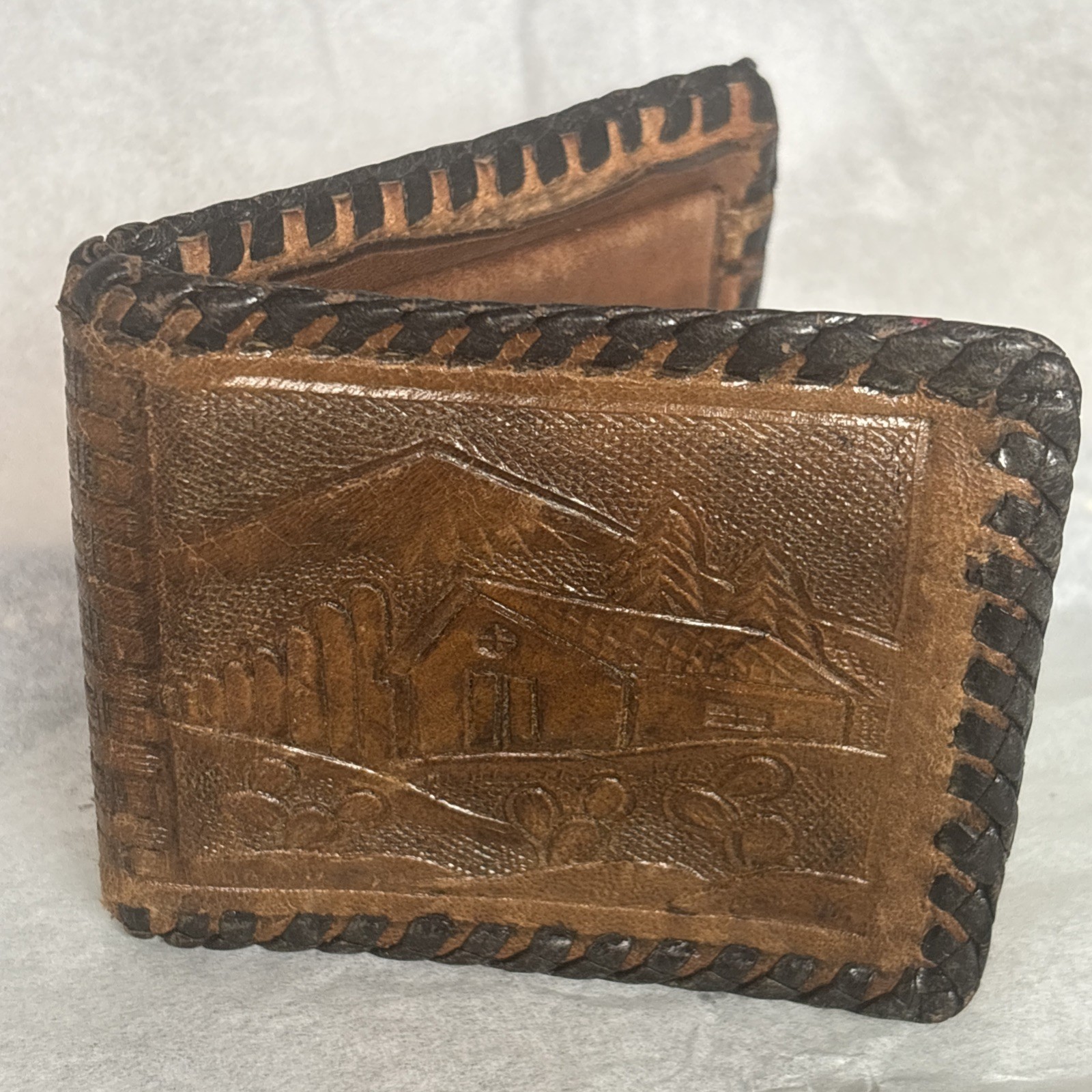 VTG 70s Hand tooled Leather Bifold PUEBLITO cacti  Theme Whipstitch trim4x3”