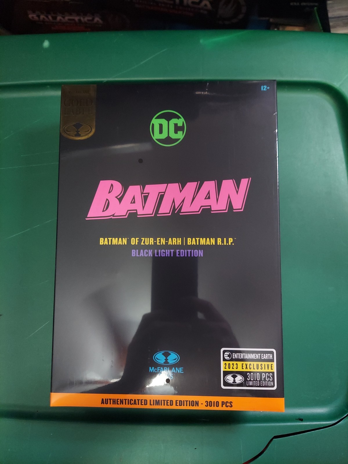 DC Multiverse Batman of Zur-En-Arh Batman R.I.P. Black Light SDCC Exclusive DC Multiverse Batman of Zur-En-Arh Batman R.I.P. Black Light SDCC Exclusive