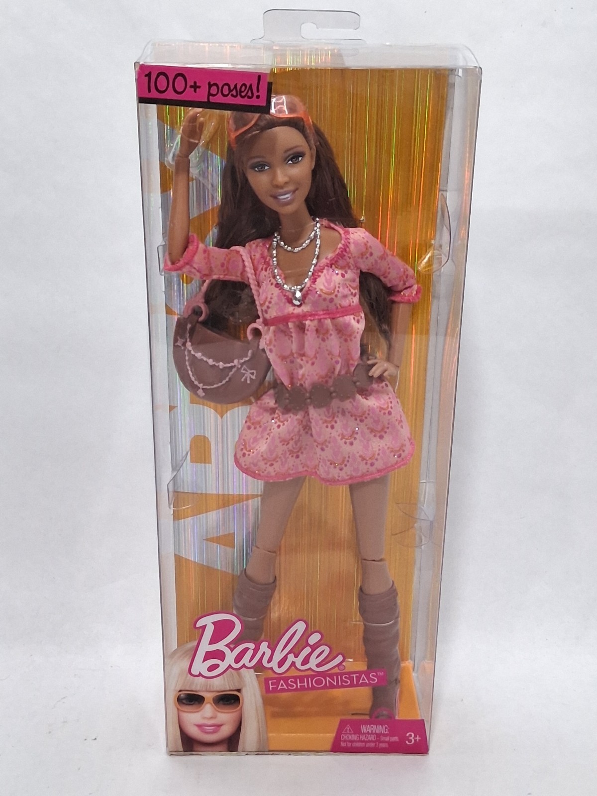 2009 BARBIE FASHIONISTAS Barbie Doll ARTSY NIKKI Fully Articulated 100+ Poses