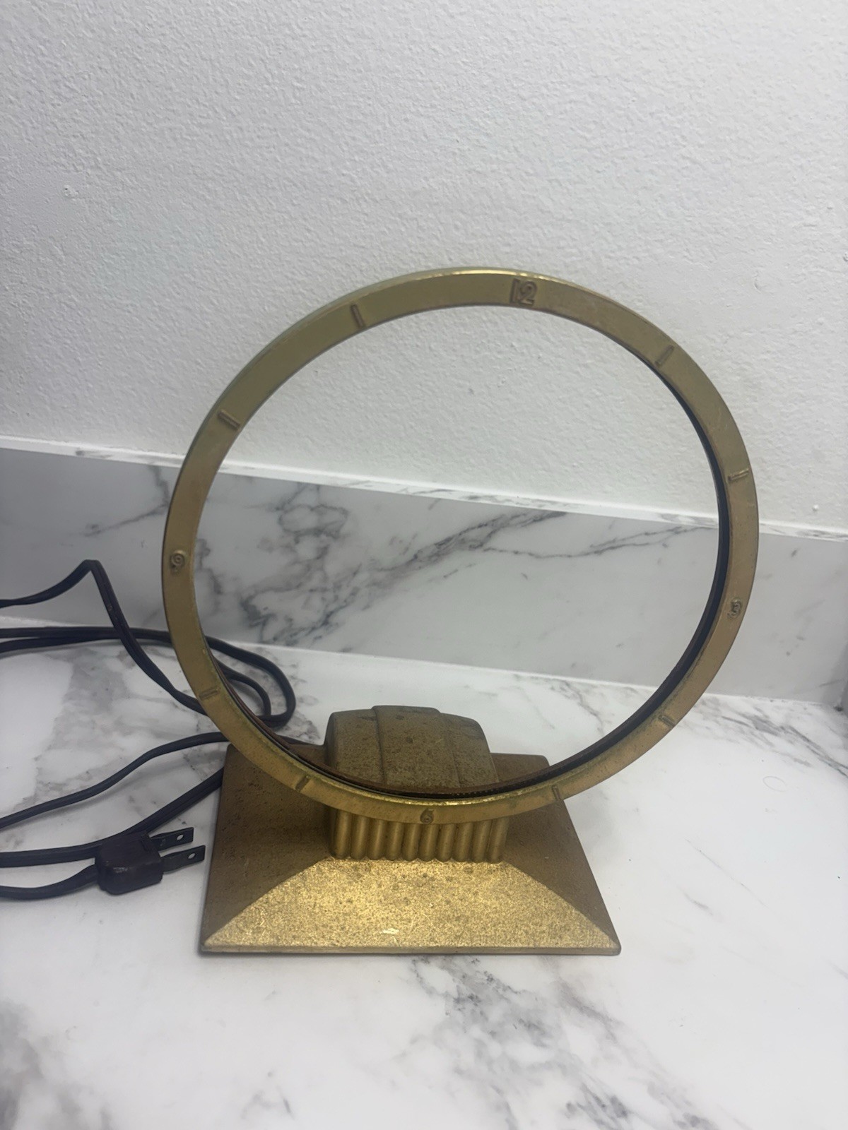 Vintage 1957 Jefferson Golden Hour Mystery Clock 580-101 - Parts/Repair
