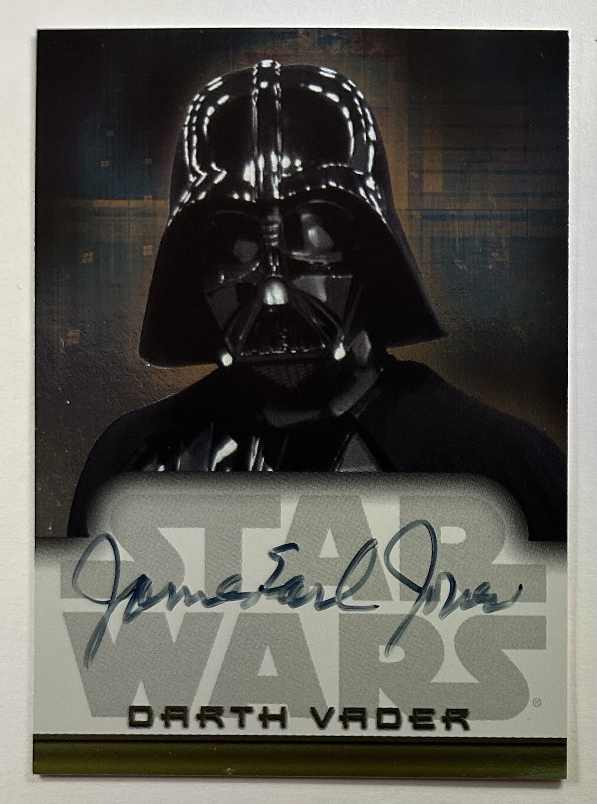 2004 Topps Star Wars Heritage Darth Vader James Earl Jones Auto Autograph Card 2004 Topps Star Wars Heritage Darth Vader James Earl Jones Auto Autograph Card