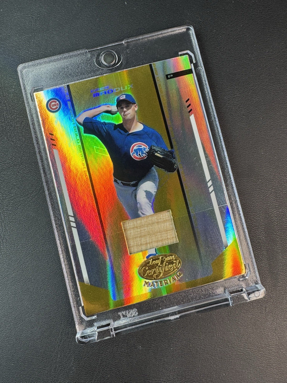 2004 Leaf Certified Materials Greg Maddux #69 Mirror GOLD Bat /25 Rare 2004 Leaf Certified Materials Greg Maddux #69 Mirror GOLD Bat /25 Rare