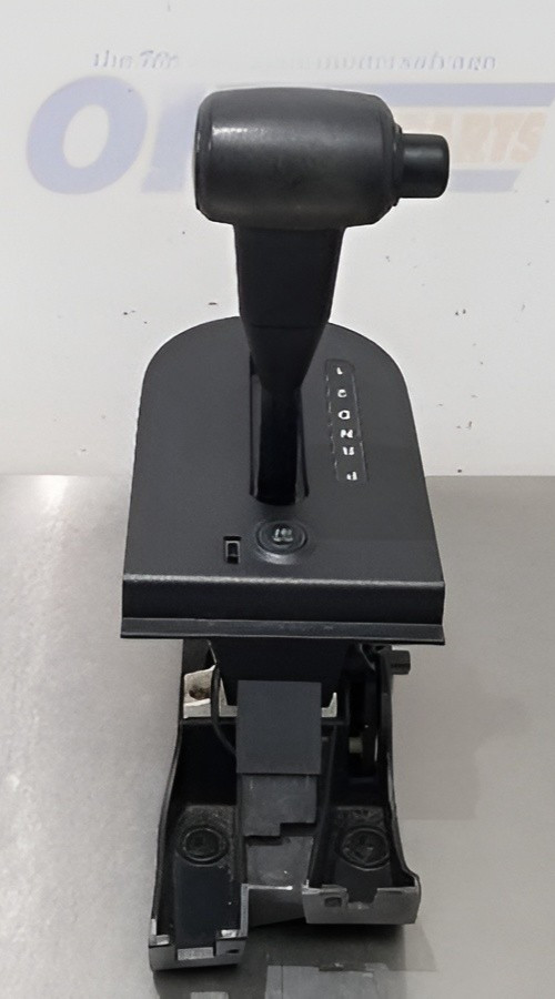2007-2010 Jeep Wrangler Automatic Floor Shifter Assembly OEM