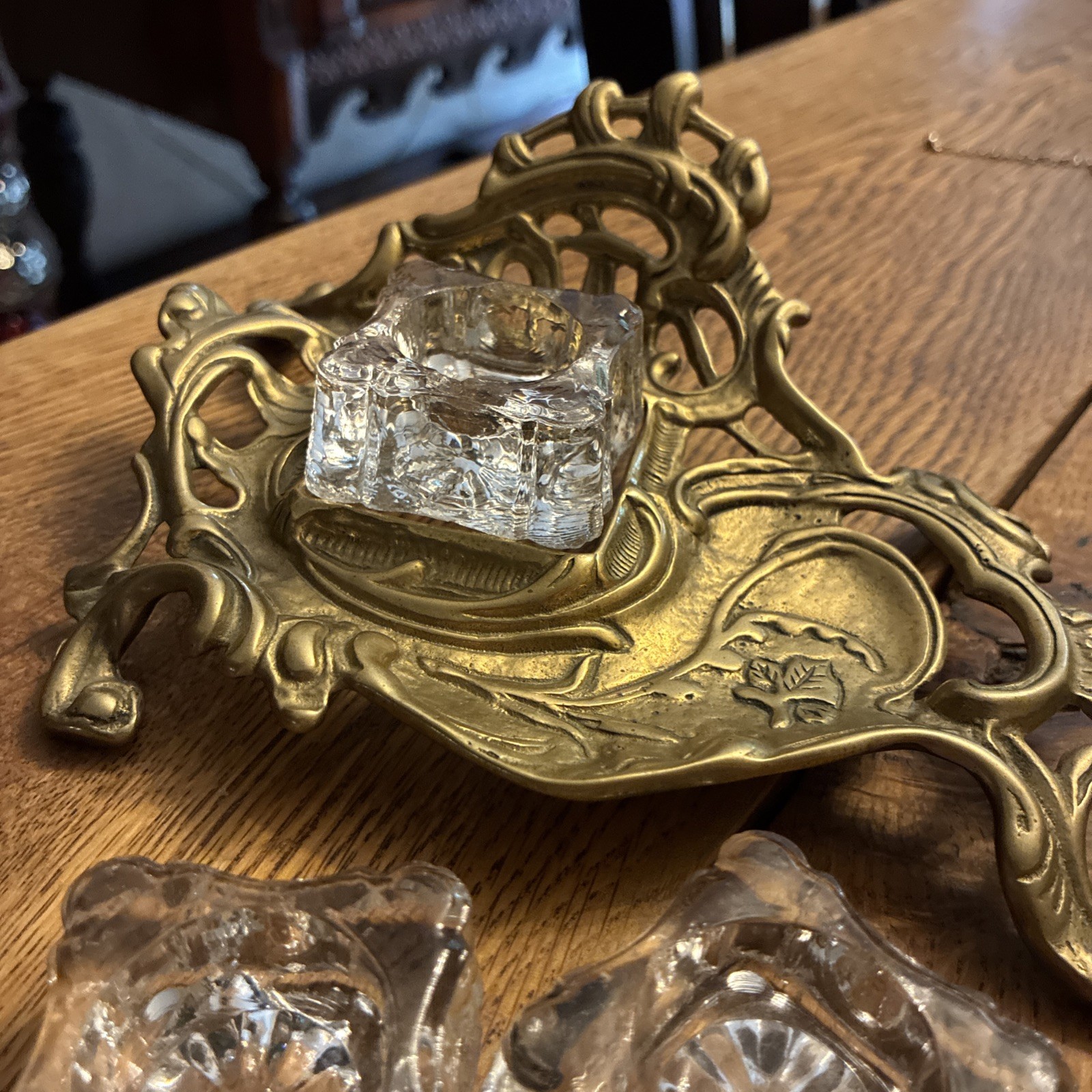 Beautiful Antique 1895-1910 Nouveau  Brass Inkwell w/3 Crystal Glass Inserts