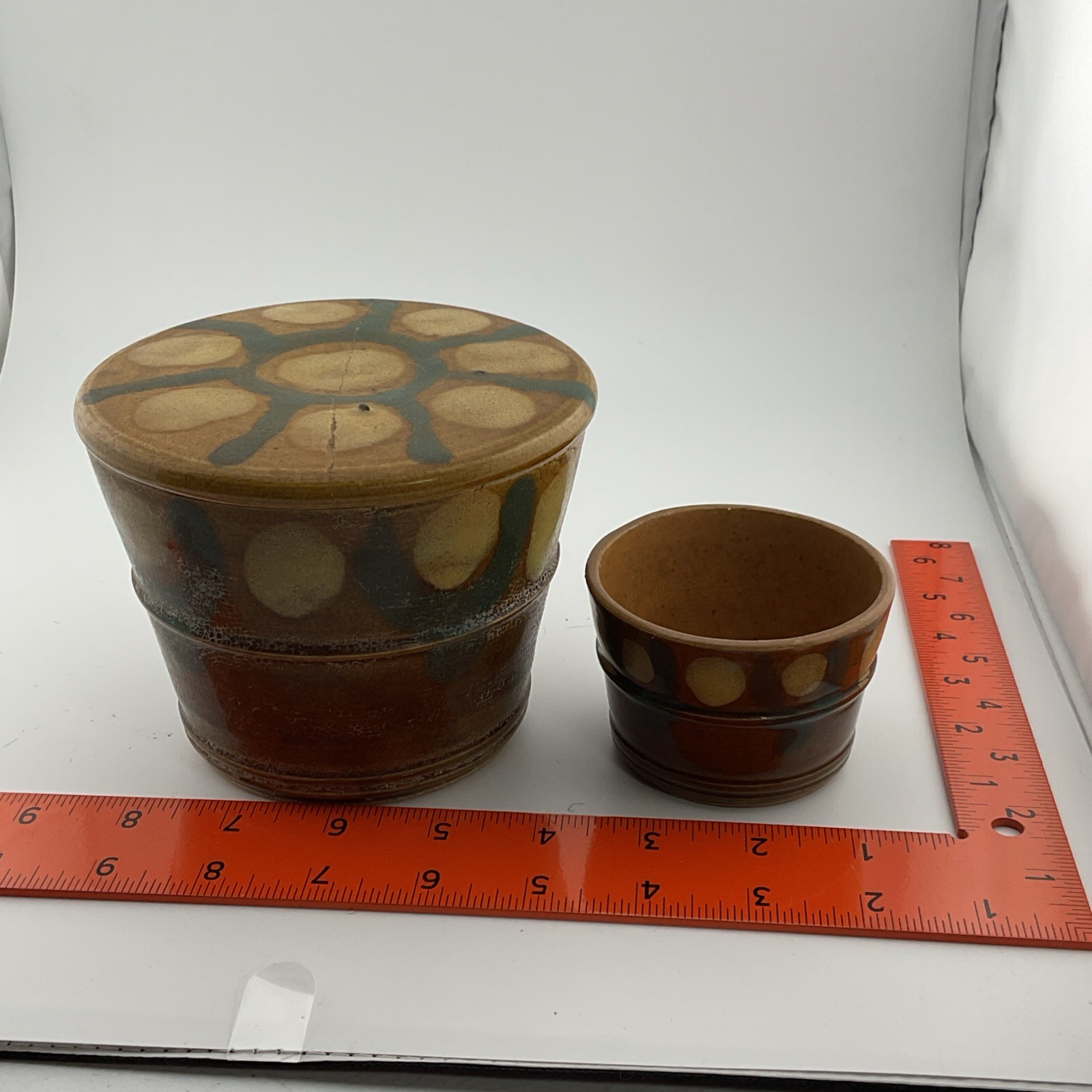 Vintage Awaji Pottery Lot Of 2 Pieces - One With Lid - Egg & Spinach Glaze Vintage Awaji Pottery Lot Of 2 Pieces - One With Lid - Egg & Spinach Glaze