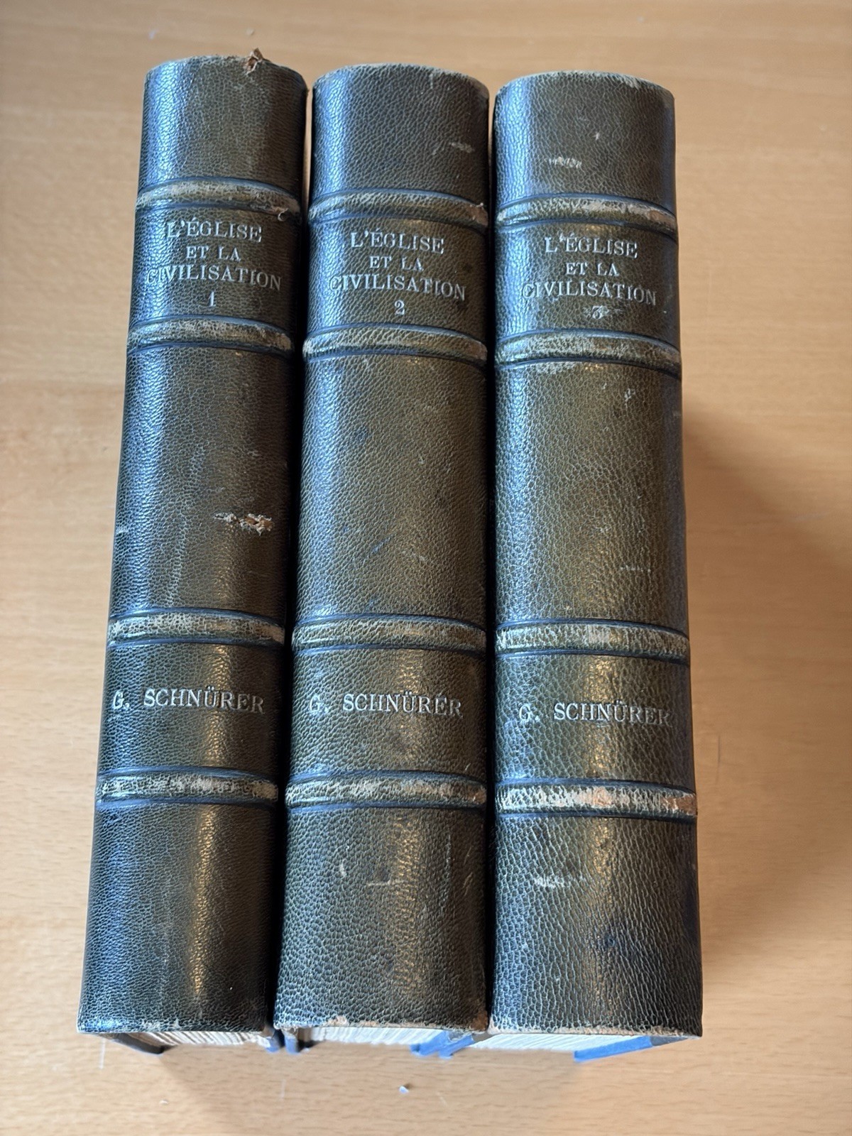 Rare 1933 L\'Eglise et la Civilisation au Moyen Age Payot, Paris 3 vols HC French Rare 1933 L\'Eglise et la Civilisation au Moyen Age Payot, Paris 3 vols HC French