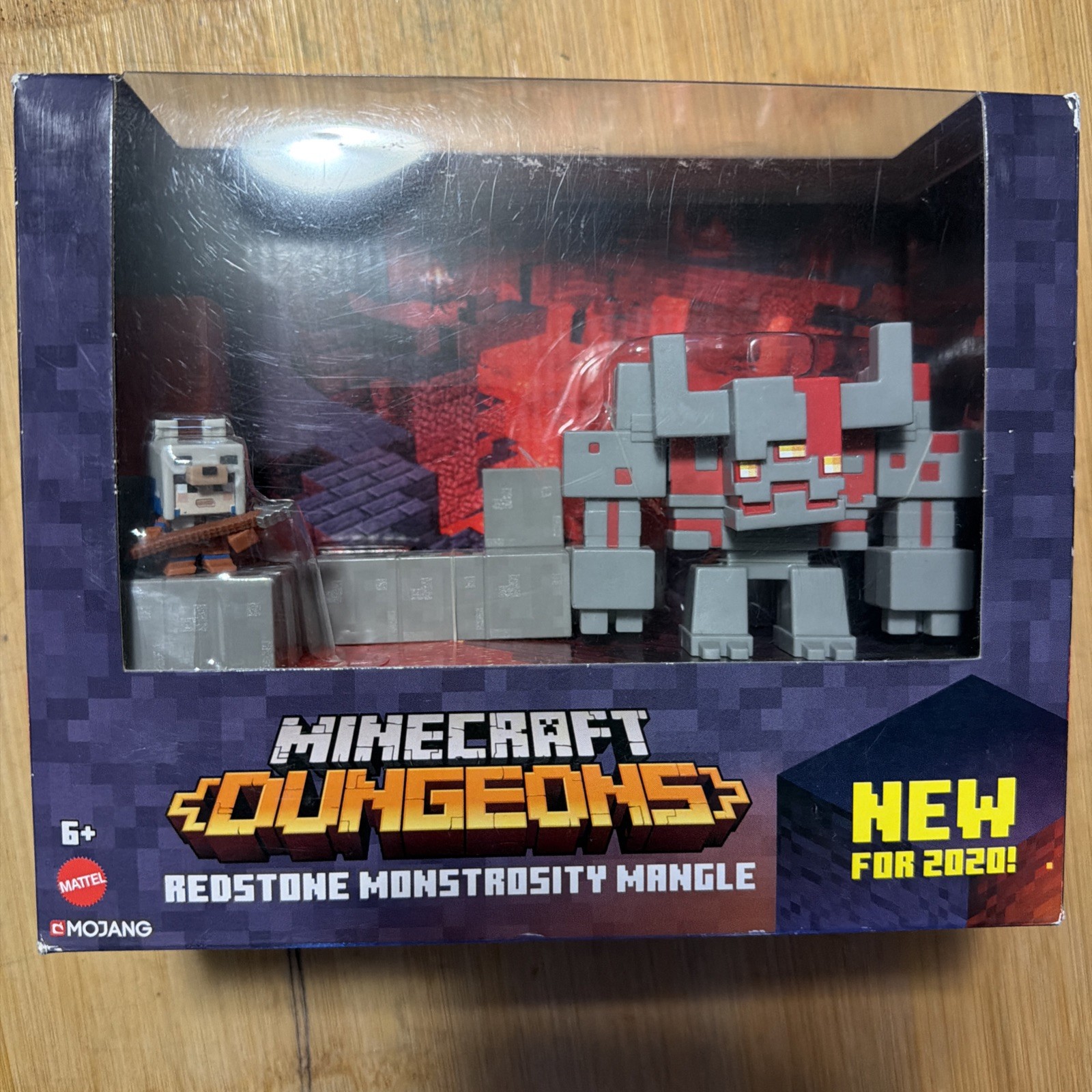 Minecraft Dungeons Redstone Monstrosity Mangle Battle Box 2020 NEW Minecraft Dungeons Redstone Monstrosity Mangle Battle Box 2020 NEW
