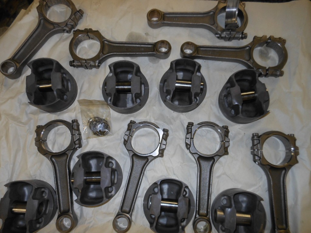 Mahle Pistons Eagle Rods for Ford 445 FE Stroker 4.080\