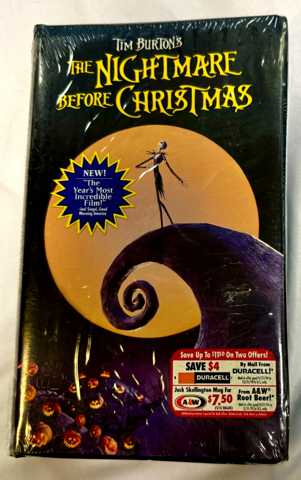 Tim Burton’s The Nightmare Before Christmas- Clamshell Original VHS, 1994- NEW