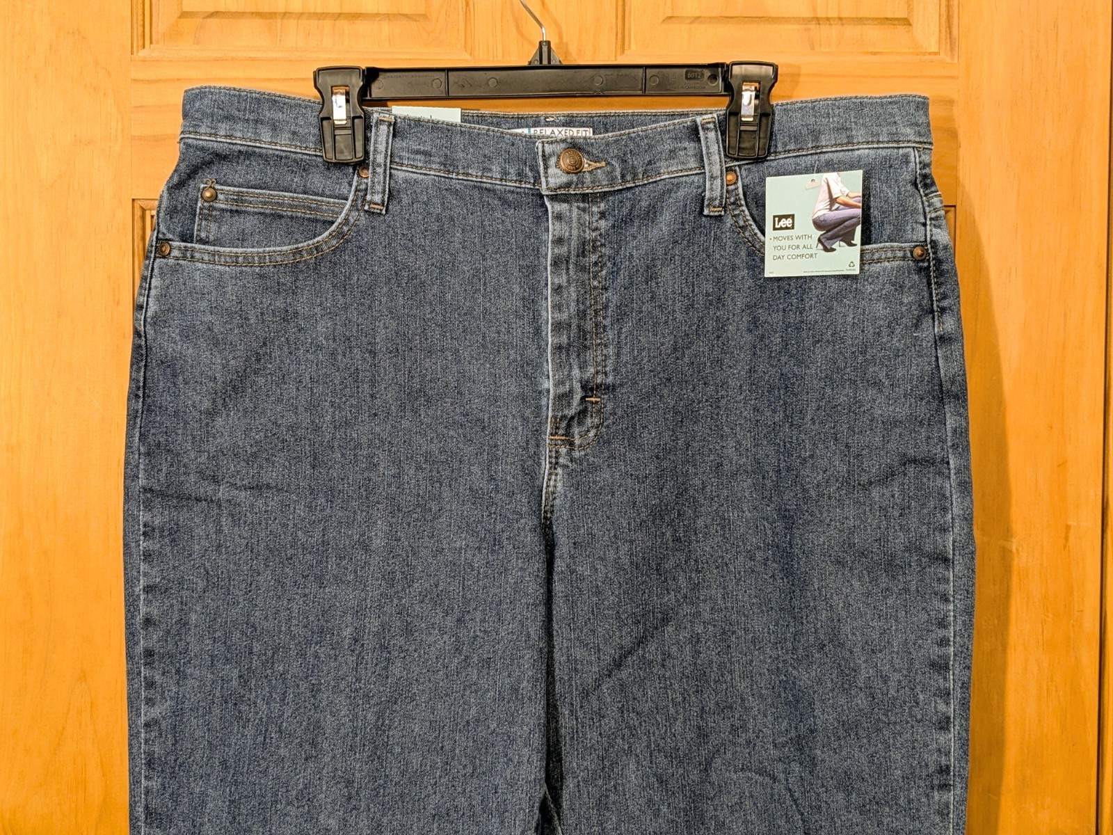 NWT Lee Relaxed Fit Jeans Straight Leg Flexible Comfort Waist Blue Women\'s 18M