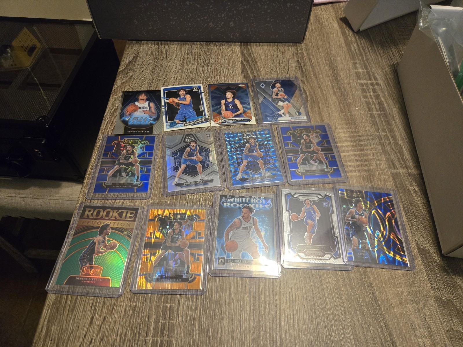 Derek Lively Prizim optic Select Blue Tectonic Waves #d /99 13 Card Lot All RC