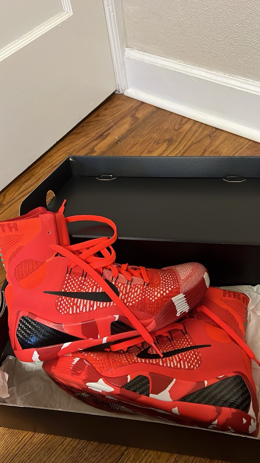 Nike Kobe 9 Elite Protro “Christmas”