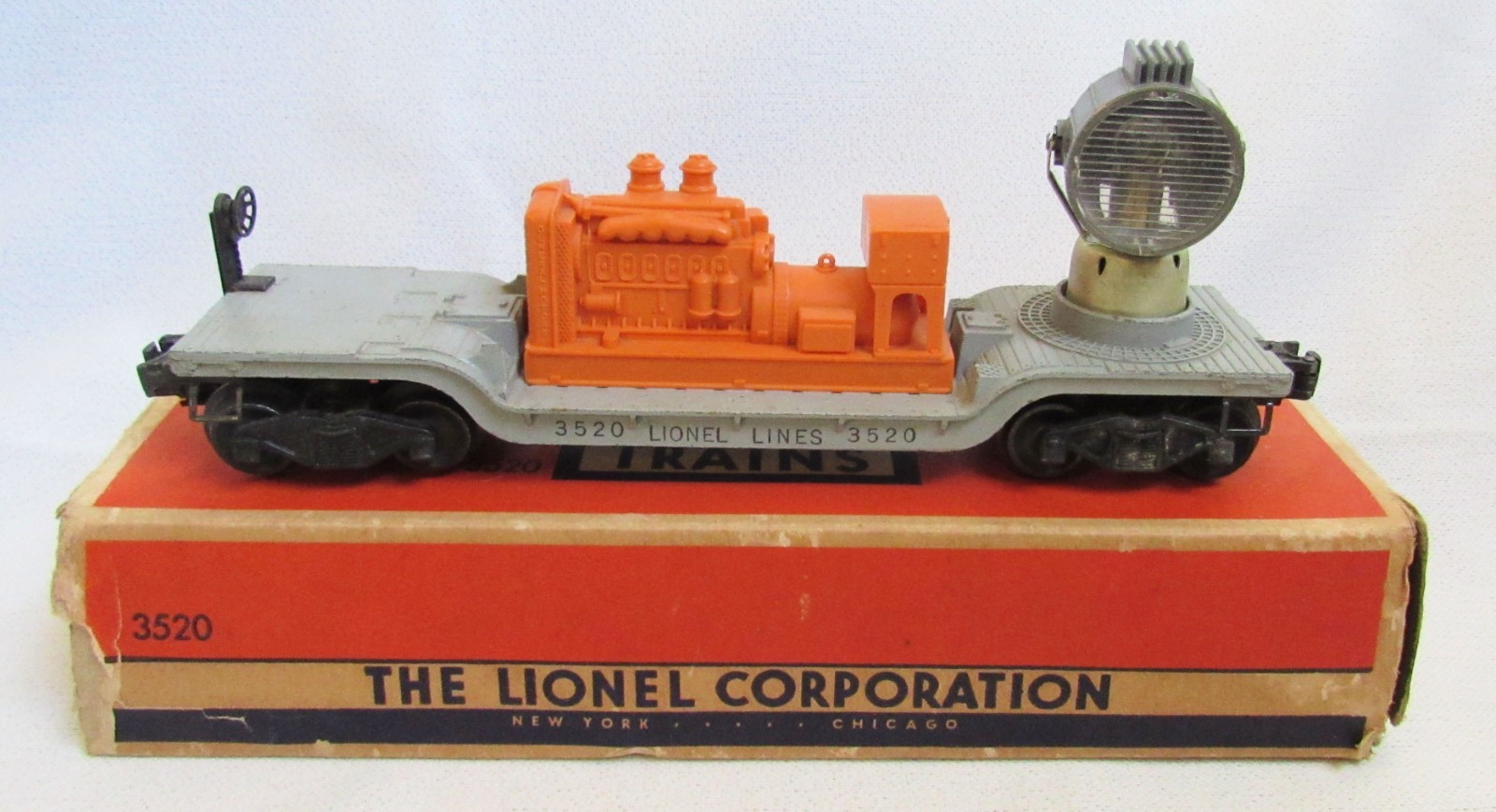 Lionel Lines O Gauge Scale No 3520 Operating Searchlight Train Car & Box