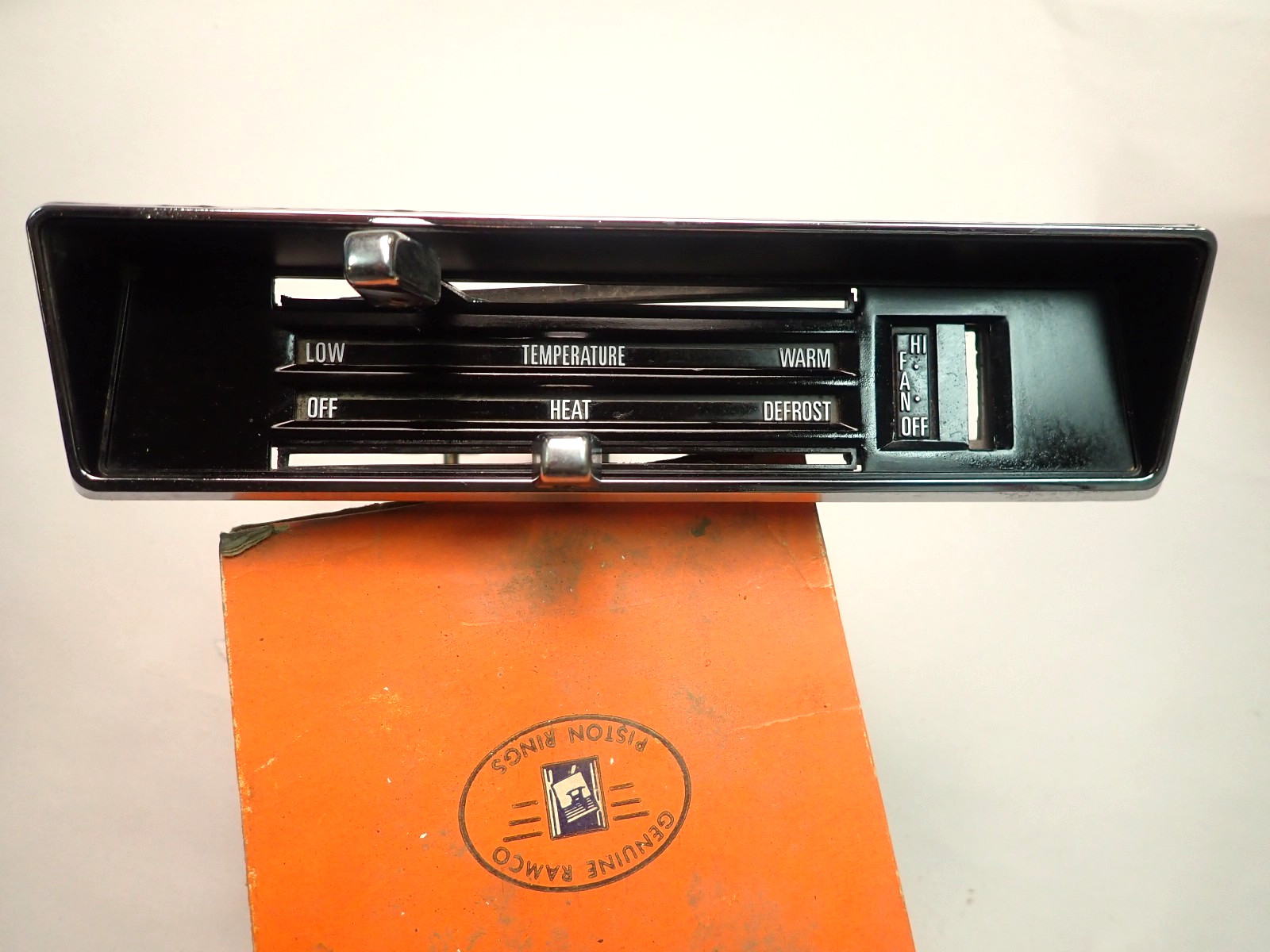 NOS 1968 1969 1970 1971 1972 Ford Pickup Heater Control F150 F250 F350 NOS 1968 1969 1970 1971 1972 Ford Pickup Heater Control F150 F250 F350