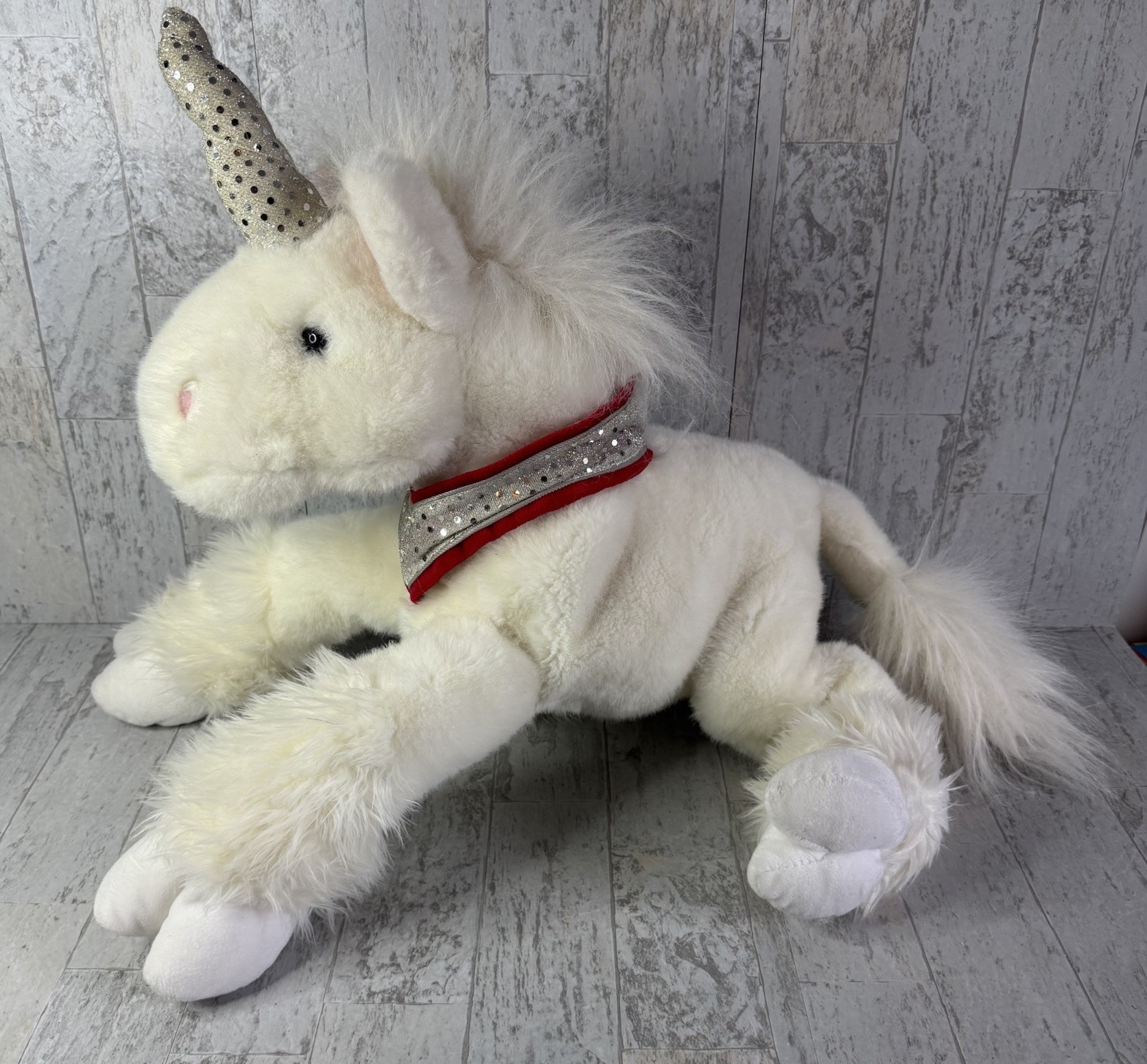 Commonwealth Toys R Us Plush Unicorn 26” Large White Red Silver Collar Stuffed