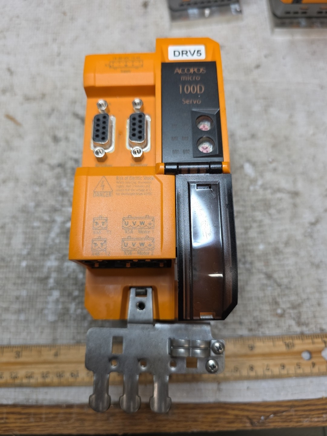 80VD100PD.C022-01 B&R Automation Acopos Micro 100D servo  80VD100PD C022-01 USED