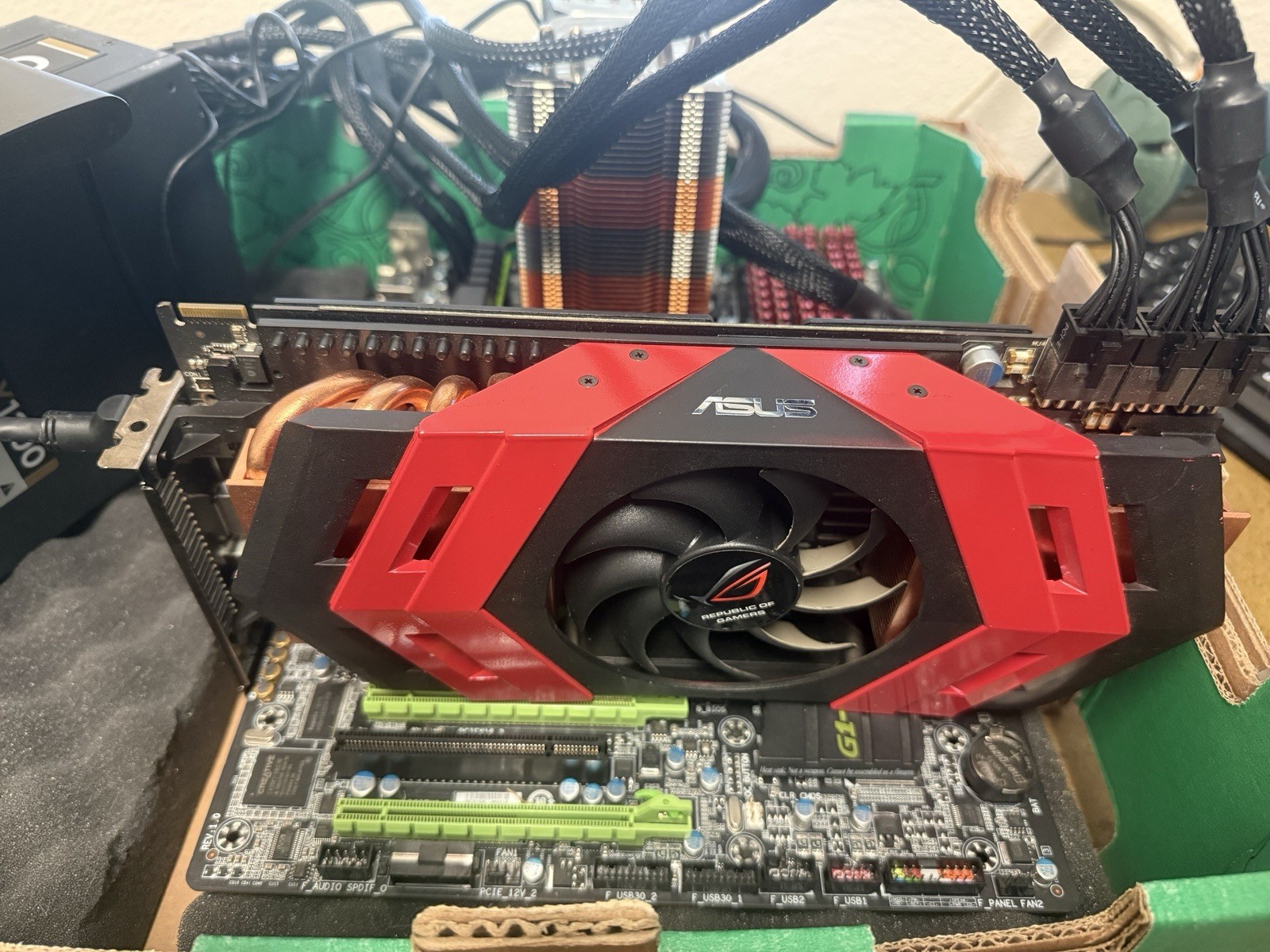 ASUS ROG ARES Dual HD 5870 4GB Limited Edition Graphics Card Ultra Rare #/1000