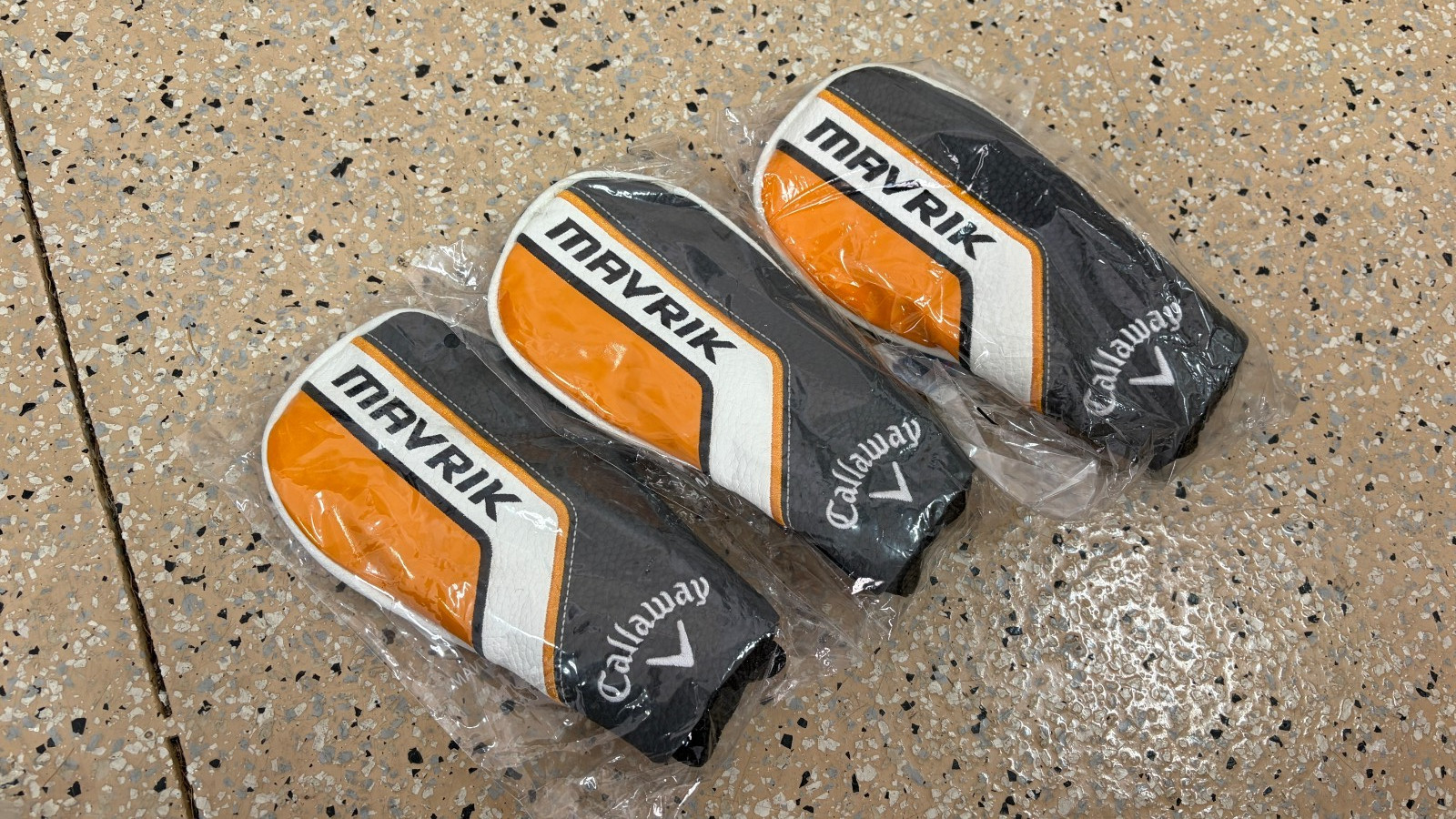 SET OF 3 CALLAWAY MAVRIK HYBRID RESCUE HEADCOVER w/ adjustable tags - BRAND NEW SET OF 3 CALLAWAY MAVRIK HYBRID RESCUE HEADCOVER w/ adjustable tags - BRAND NEW