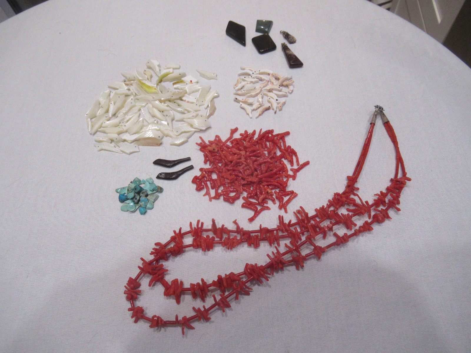 NATIVE AMERICAN ZUNI FETISH NECKLACE PART LOT CORAL BRANCH TURQUIOSE PEARL FISH