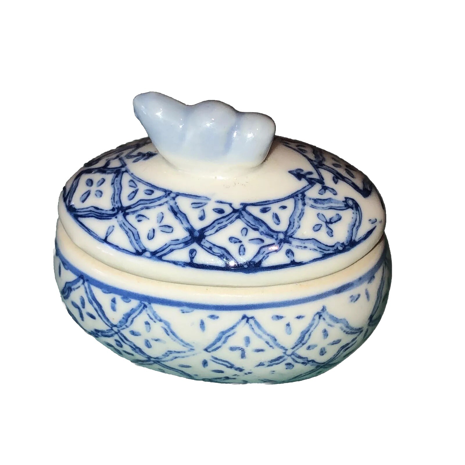 Vintage 😊 Blue And White Oval Covered Dish Box fun Vintage 😊 Blue And White Oval Covered Dish Box fun