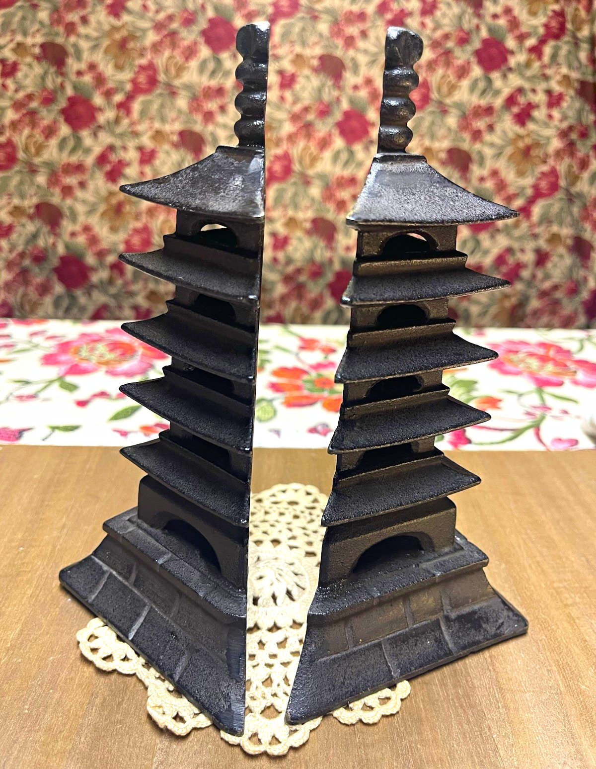 Vintage Cast Iron Black Metal Pagoda Bookends Pair, 3D Effect, Heavy, 7 1/2 “