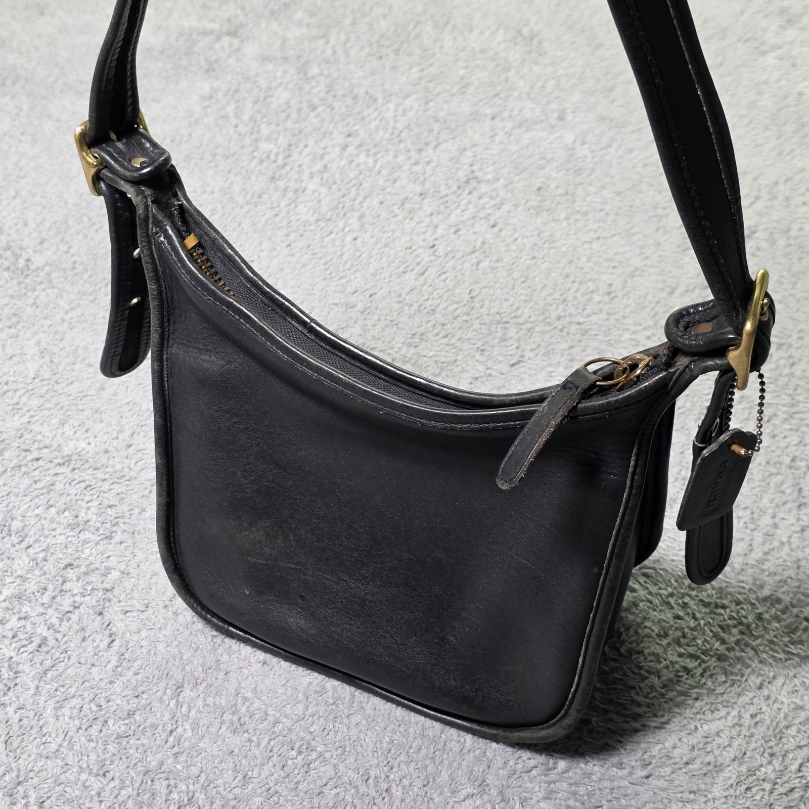 Coach Womens Small Ergo Hobo Bag Black Leather Vintage K3H 9950 USA Made Brass