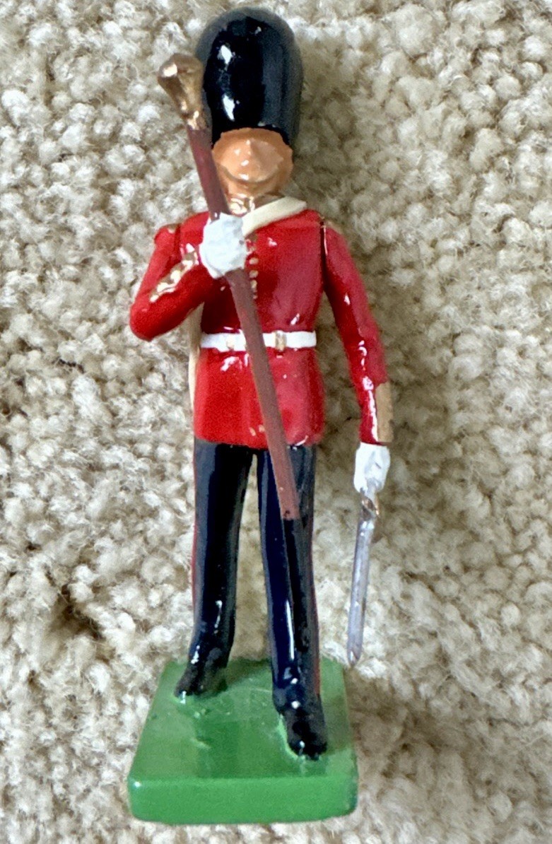 Vintage 1990 W. Britain Die Cast Queen’s Royal Guard Marching Soldier England