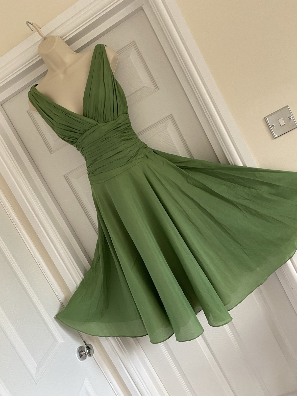 MONSOON SIZE 10 EUR38 APPLE GREEN SILK BLEND 50’s STYLE FIT &FLARE PARTY DRESS