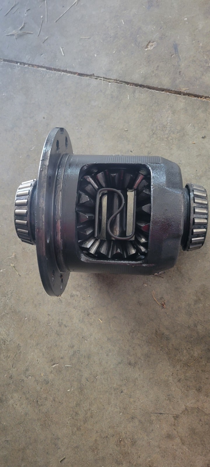 Ford 8.8 Mustang Explorer F150 Limited Slip Traction Lok  31 Spline Carrier 